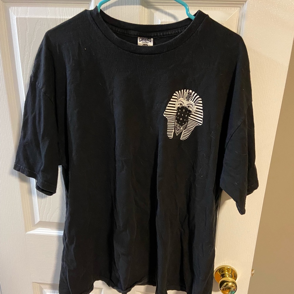Crooks and castles tee